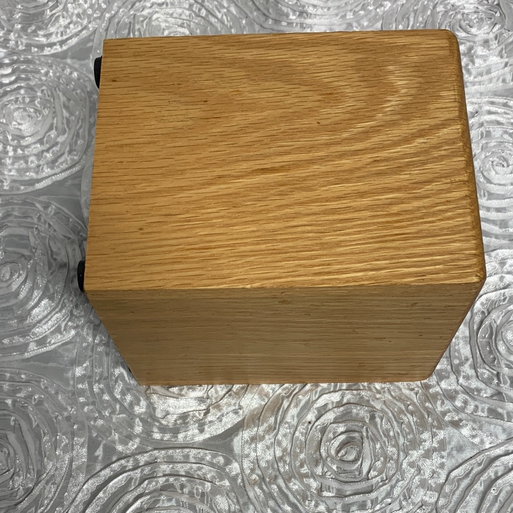 Cutco Oak Wood Utensil Organizer - Picture 4 of 8